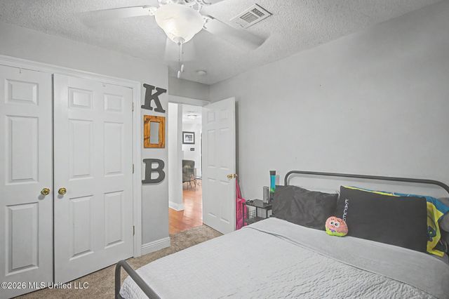 515 Royal Oak Drive, Pass Christian, MS 39571