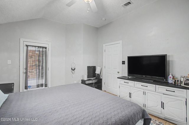 515 Royal Oak Drive, Pass Christian, MS 39571