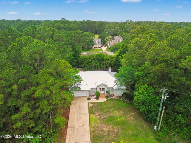 515 Royal Oak Drive, Pass Christian, MS 39571