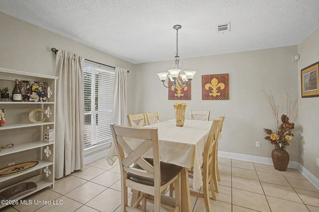 515 Royal Oak Drive, Pass Christian, MS 39571
