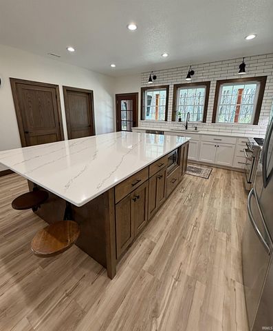 3 Persimmon Lane, Loogootee, IN 47553