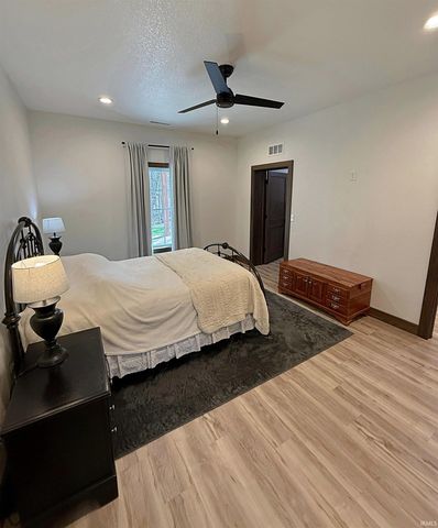 3 Persimmon Lane, Loogootee, IN 47553