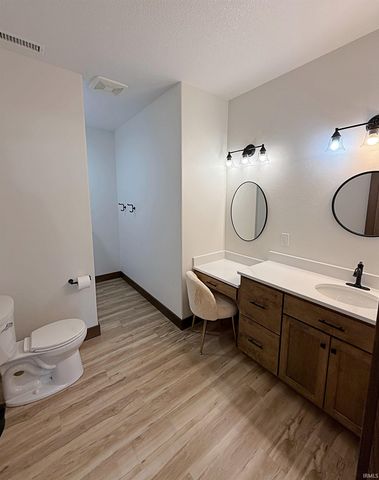 3 Persimmon Lane, Loogootee, IN 47553