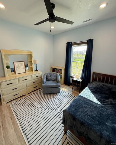 3 Persimmon Lane, Loogootee, IN 47553