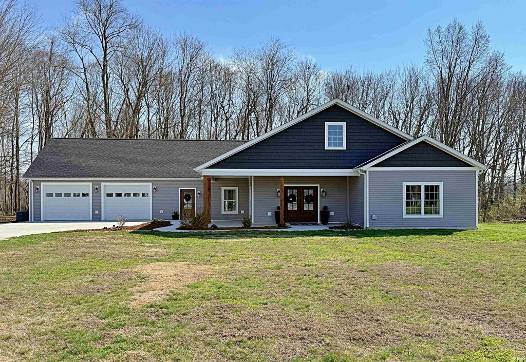 3 Persimmon Lane, Loogootee, IN 47553