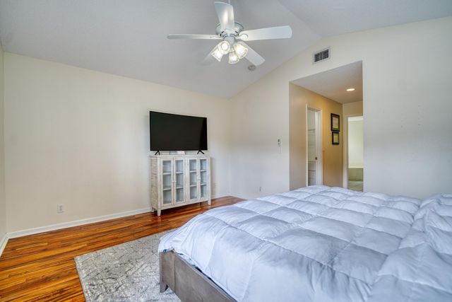 2824 Waters Edge Circle, Greenacres, FL 33413