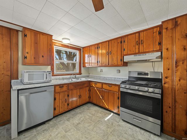 4401 Barton Lane, Evansville, IN 47720