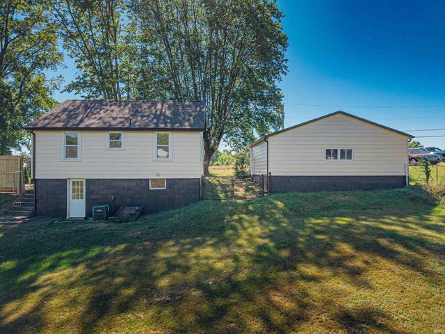 4401 Barton Lane, Evansville, IN 47720