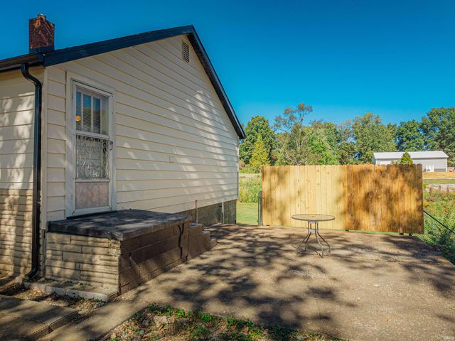 4401 Barton Lane, Evansville, IN 47720