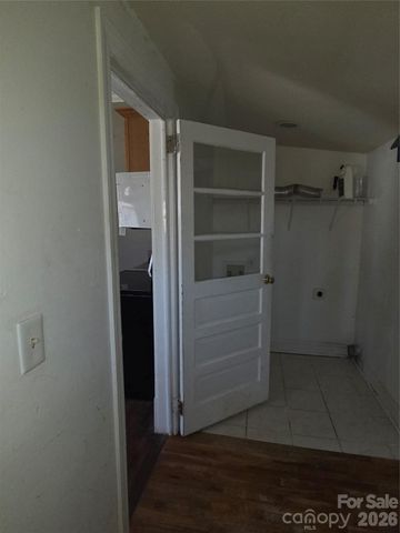 521 Bringle Ferry Road, Salisbury, NC 28144