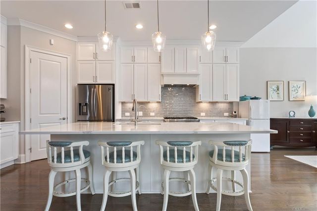 1135 Cordia Avenue NW, Atlanta, GA 30318