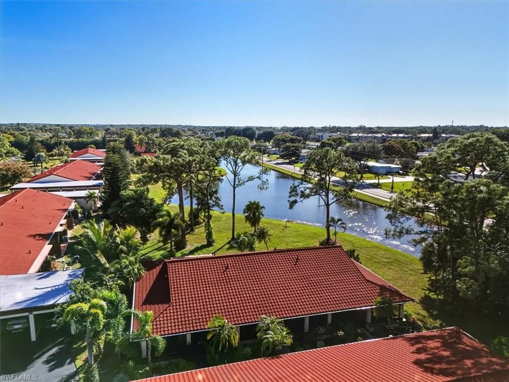 2031 Pine Isle LN 2031, NAPLES, FL 34112 — photo 3