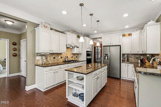 429 Parkfield Drive, Apex, NC 27502