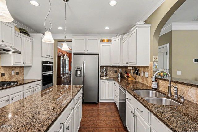 429 Parkfield Drive, Apex, NC 27502