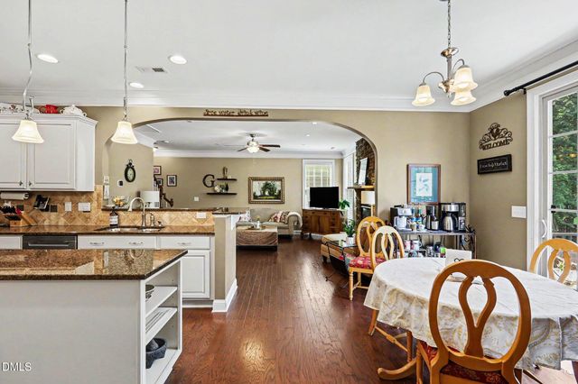 429 Parkfield Drive, Apex, NC 27502