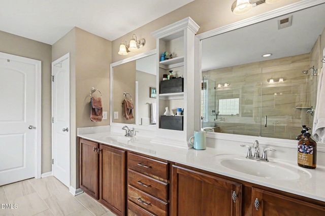 429 Parkfield Drive, Apex, NC 27502