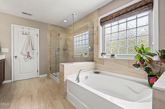 429 Parkfield Drive, Apex, NC 27502