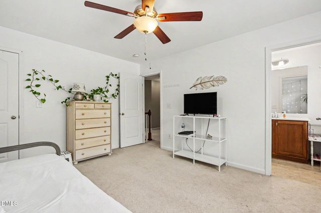 429 Parkfield Drive, Apex, NC 27502