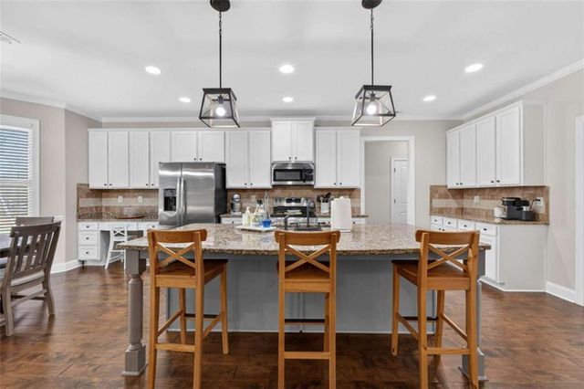 137 Caraway Road, Locust Grove, GA 30248