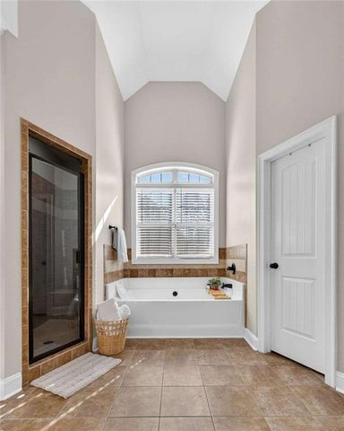 137 Caraway Road, Locust Grove, GA 30248