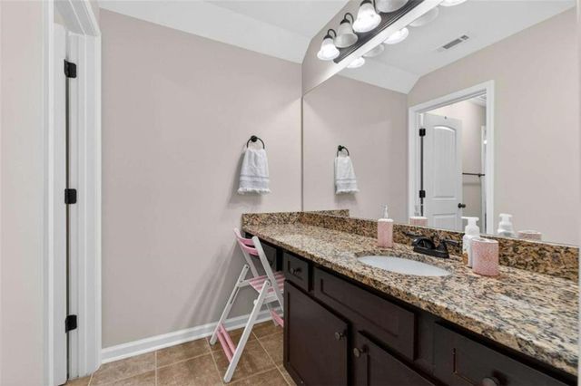 137 Caraway Road, Locust Grove, GA 30248
