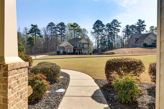 137 Caraway Road, Locust Grove, GA 30248