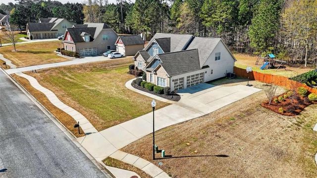 137 Caraway Road, Locust Grove, GA 30248