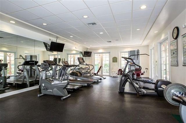 6842 W Sample Road 6842, Coral Springs, FL 33067