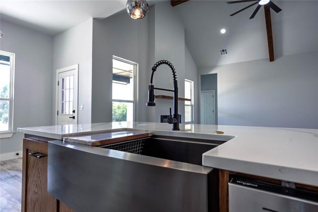 2435 CANYON Circle, Blanchard, OK 73010