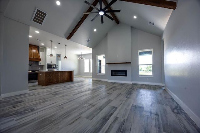 2435 CANYON Circle, Blanchard, OK 73010