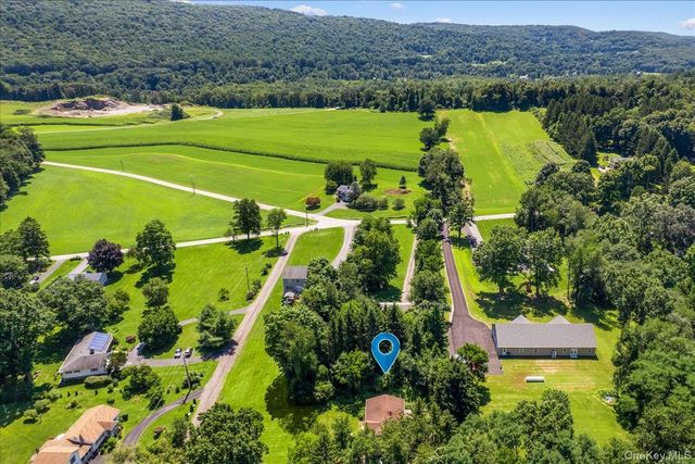 3 Jaycox Lane, Hopewell Junction, NY 12533