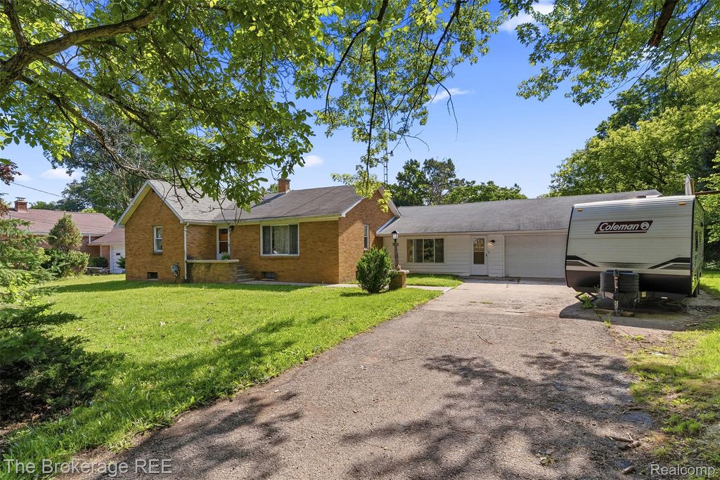 3290 Drexel Avenue, Genesee Charter Township, MI 48506
