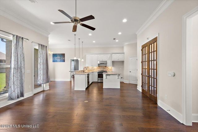 114 Essen Lane, Madison, MS 39110
