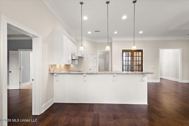 114 Essen Lane, Madison, MS 39110
