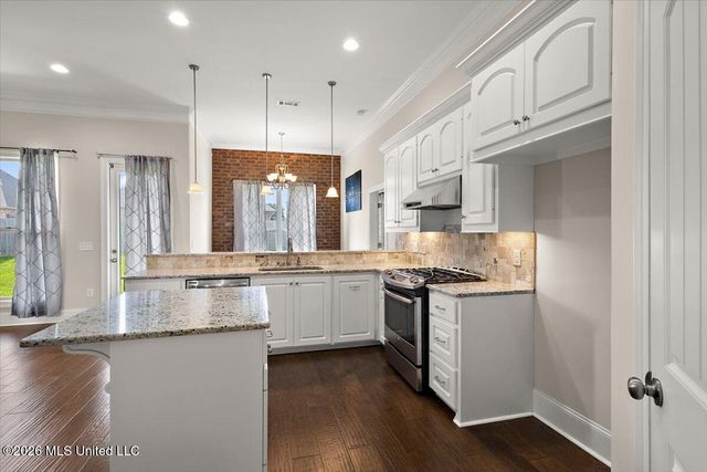 114 Essen Lane, Madison, MS 39110
