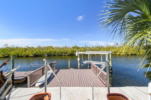 6321 GARLAND COURT, New Port Richey, FL 34652