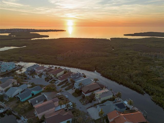 6321 GARLAND COURT, New Port Richey, FL 34652