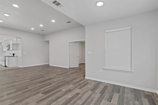 1100 Primrose Drive, Sanger, TX 76266