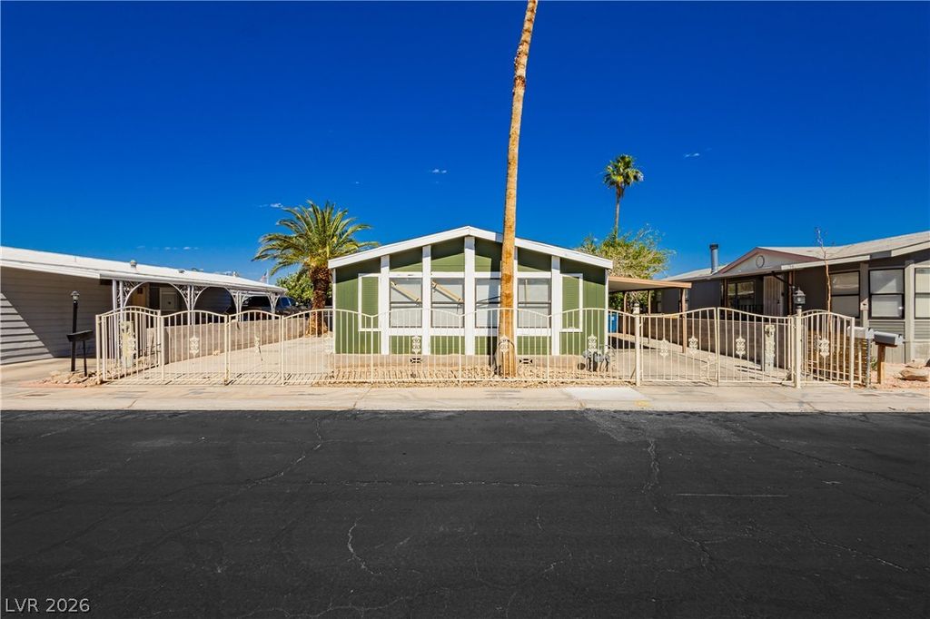3608 Big Sur Drive, Las Vegas, NV 89122 — photo 4