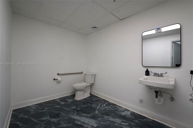 2401 NW 5th Ave, Miami, FL 33127