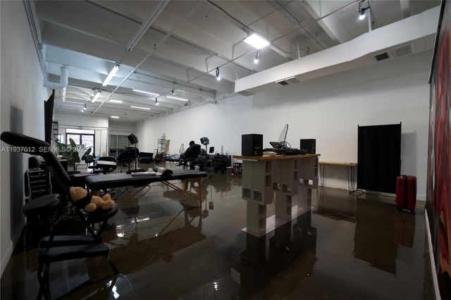 2401 NW 5th Ave, Miami, FL 33127