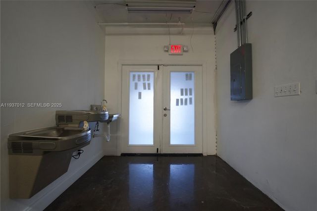 2401 NW 5th Ave, Miami, FL 33127