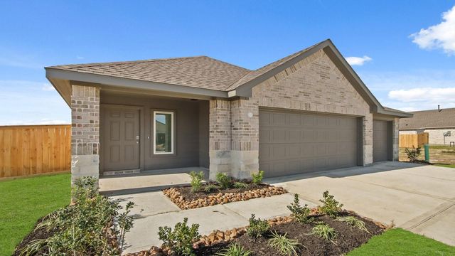 295 Ice Shore Trail, Dayton, TX 77535