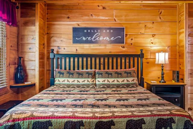 1316 Timberwolf Way, Sevierville, TN 37876