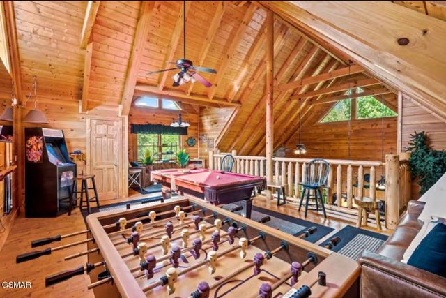 1316 Timberwolf Way, Sevierville, TN 37876