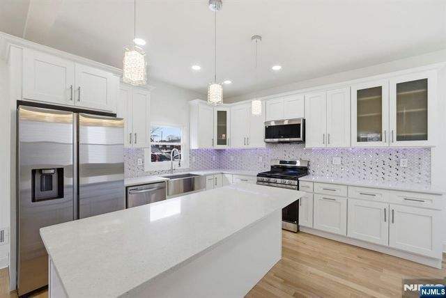 450 Highland Avenue, Passaic, NJ 07055