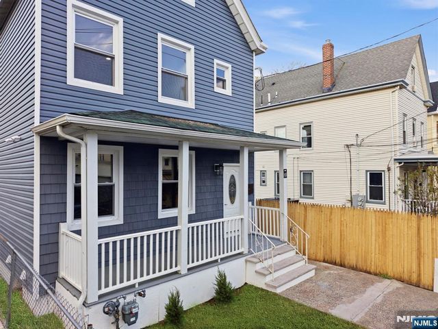 450 Highland Avenue, Passaic, NJ 07055