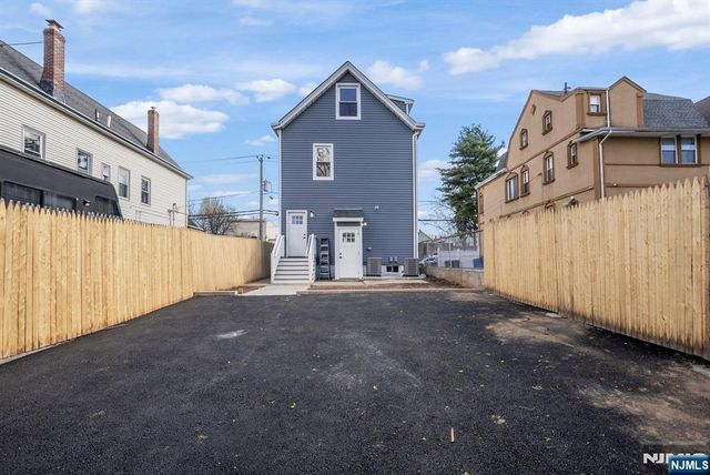 450 Highland Avenue, Passaic, NJ 07055