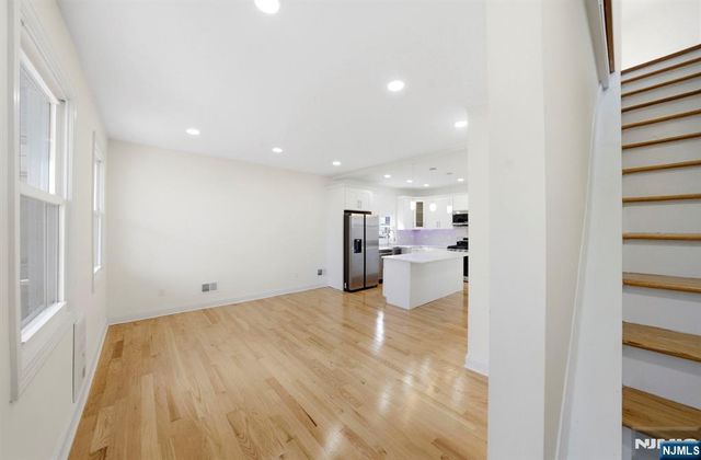 450 Highland Avenue, Passaic, NJ 07055