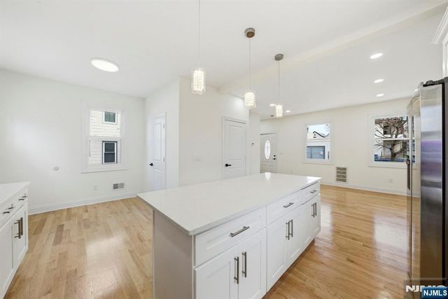450 Highland Avenue, Passaic, NJ 07055